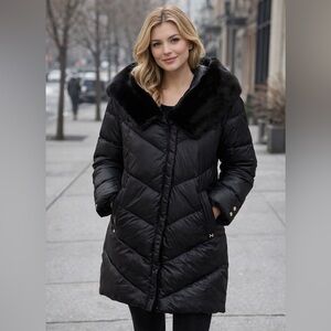 Halston Black Puffer Coat with Faux Fur Collar Size Small